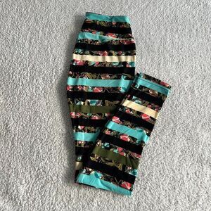 Lularoe Floral Striped Leggings Size OS